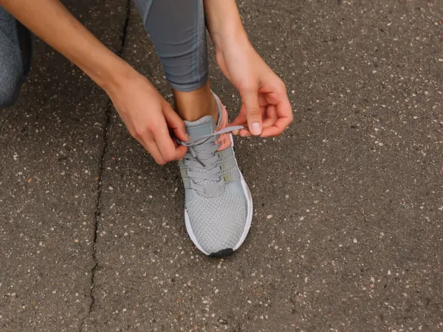 How To Stay Motivated During Workouts: 10 Practical Strategies To Keep Going In 2026